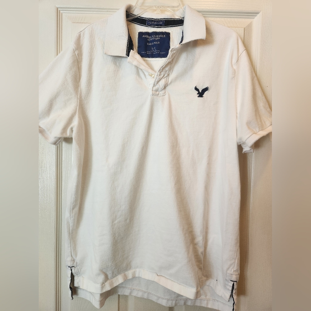 American Eagle Outfitters Men's White Polo Shirt CLASSIC FIT, Size L